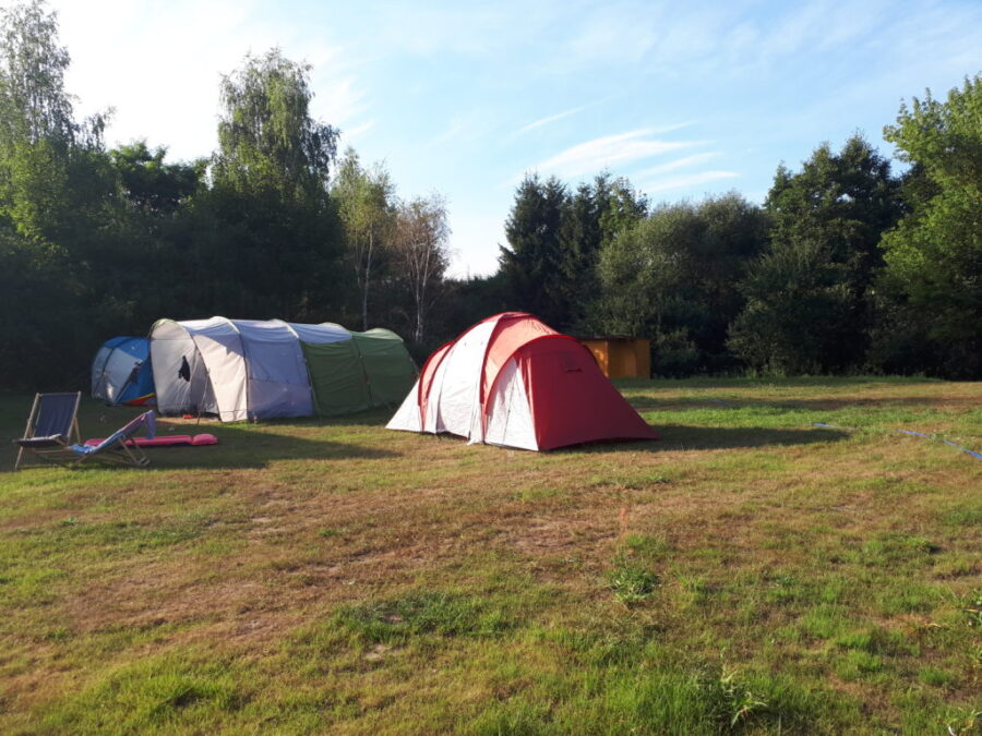 Osada pod Brzozą, pole campingowe nad jeziorem Śniardwy
