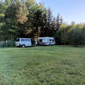 Osada pod Brzozą, camping nad jeziorem Śniardwy, campery
